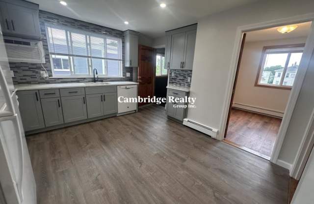251 Elm St. photos photos