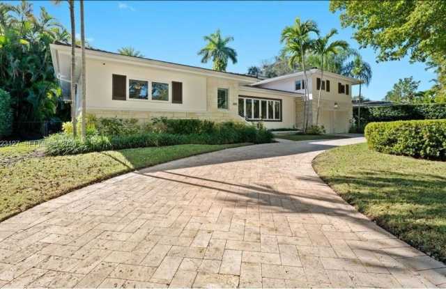 100 S Prospect Dr photos photos