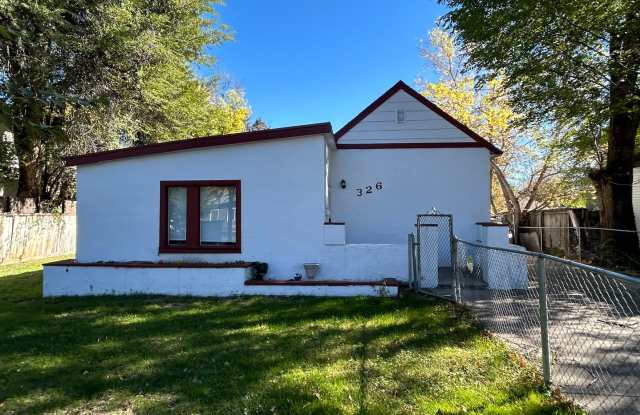 Experience the Energy of Old Town Fort Collins—Cozy 2BR Home photos photos Experience the Energy of Old Town Fort Collins—Cozy 2BR Home photos photos