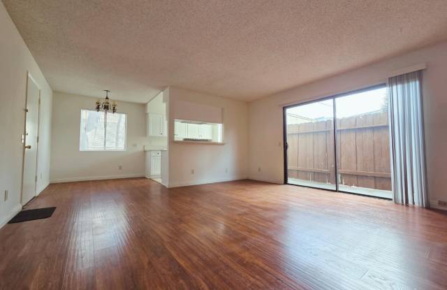 426 W Dryden St photos photos