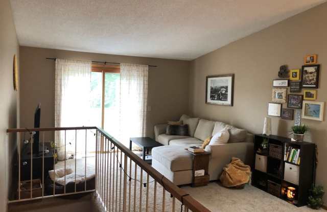 803 Parkside Dr Gallery 2