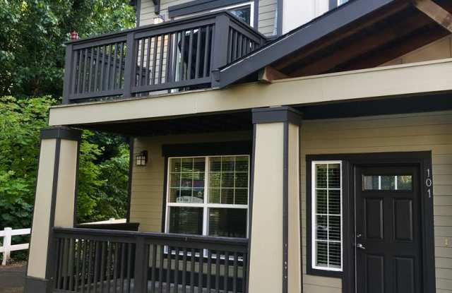 Cute 1BD Single Level Condo in Sherwood! End Unit- Nice Finishes! photos photos