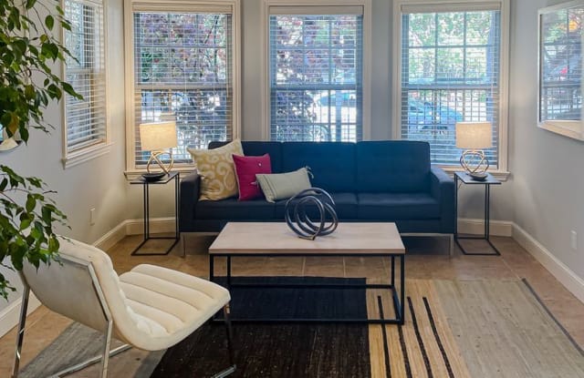 1912 7th St - A - 1912 Seventh Street, Berkeley, CA 94710