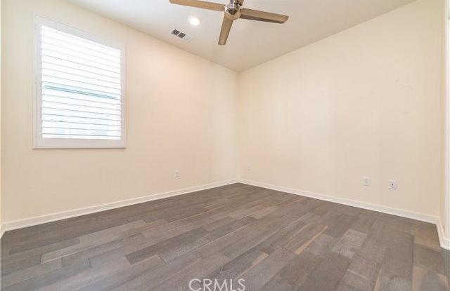 120 Stellar - 120 Stellar, Irvine, CA 92618