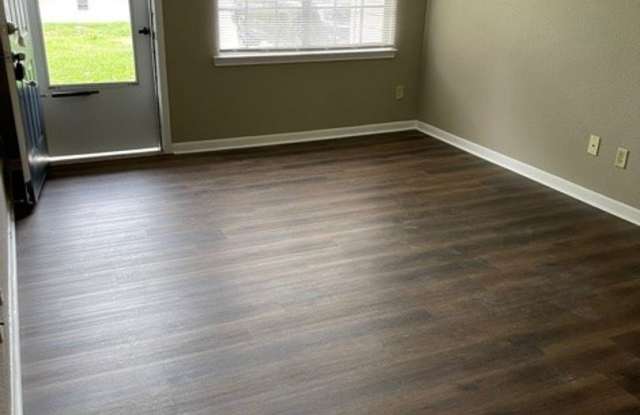 9305 Gardner Gallery 2