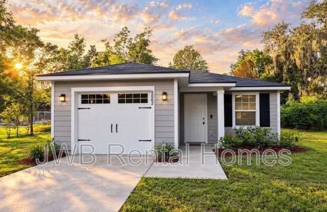 8062 Mattox Ave Gallery 1