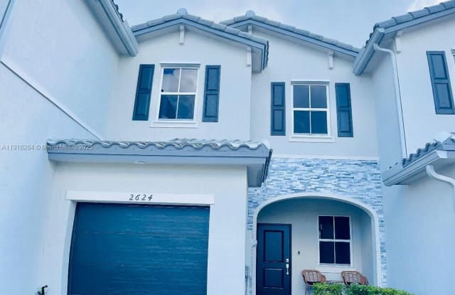 2624 SE 11th Ct - 2624 Southeast 11th Court, Homestead, FL 33035