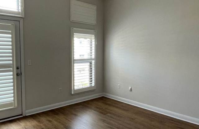 422 New Bern Station Court Gallery 2