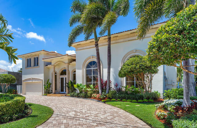 2811 N 36th Street S - 2811 NE 36th St, Lighthouse Point, FL 33064