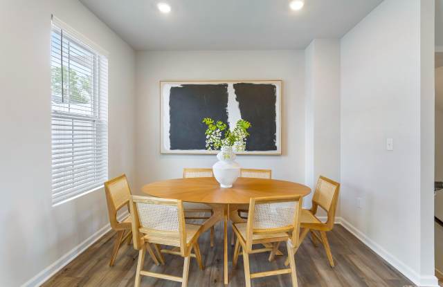 Highlands EVOLV Rental Townhomes Gallery 4