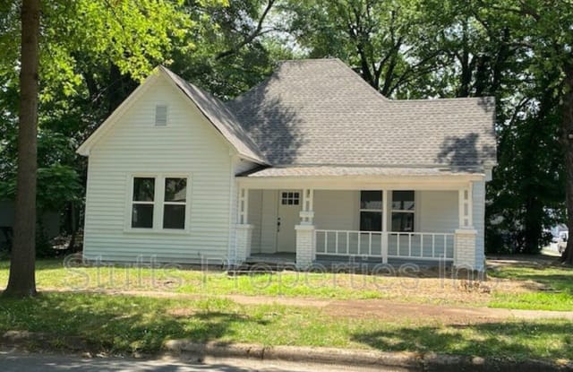 602 E Mobile Street - 602 E Mobile St, Florence, AL 35630