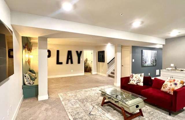 4563 SHAKESPEARE Circle photos photos
