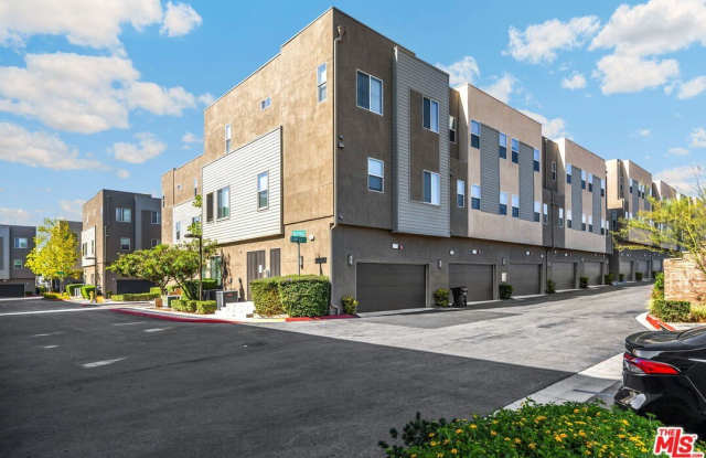 746 Farrier Way photos photos