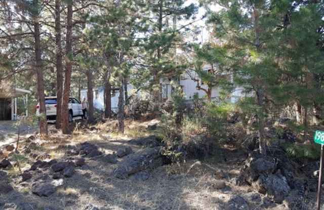 Standalone Unit in SW Bend photos photos Standalone Unit in SW Bend photos photos