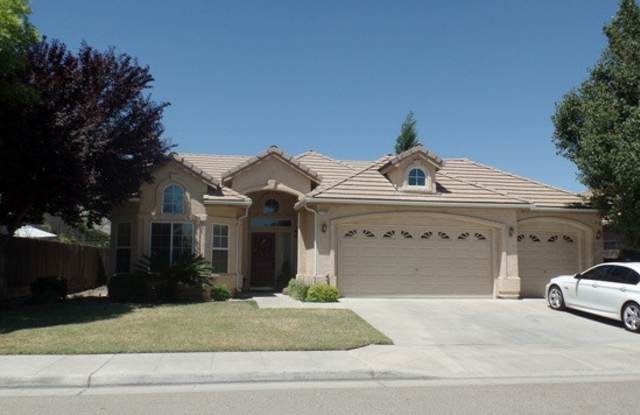 1138 E. Royal Dornoch (Copper/Millbrook) - AVALABLE NOW! - 1138 East Royal Dornoch Avenue, Fresno, CA 93730