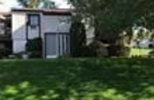 77 Richmond Boulevard photos photos