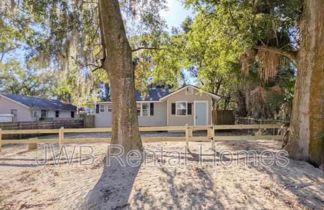 2364 2nd Ave photos photos