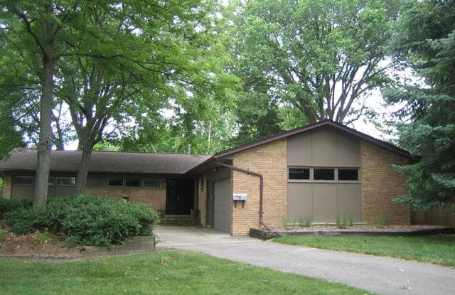 3150 E BRADFORD Drive - 3150 East Bradford Drive, Oakland County, MI 48301