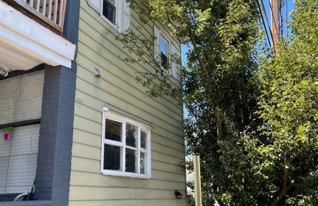 922 E 6th Street - 922 East 6th Street, Bethlehem, PA 18015