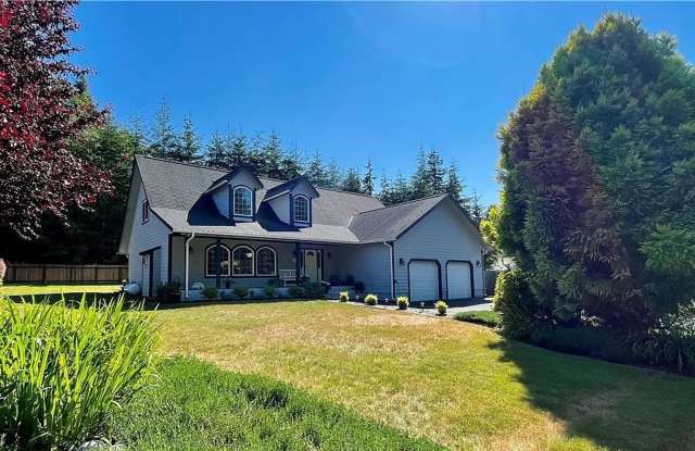 3bd 3ba Home located in Central Park Gallery 3