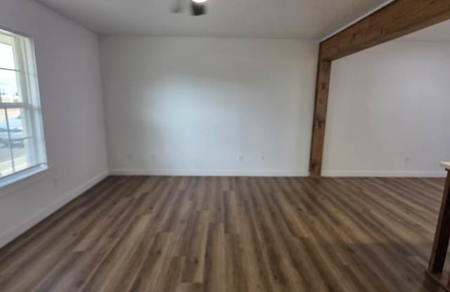 2304 Southeast Jayel Terrace - 3 Gallery 2