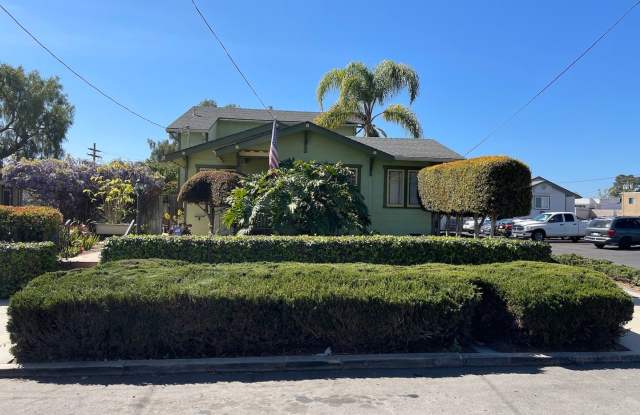 Chula Vista 4.5 Bedrooms and 3 Bathrooms - 1924 Square Feet photos photos