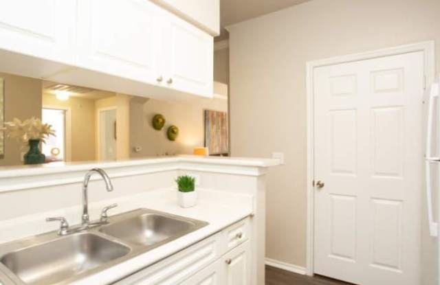 15899 Foothill Farms Loop Gallery 3