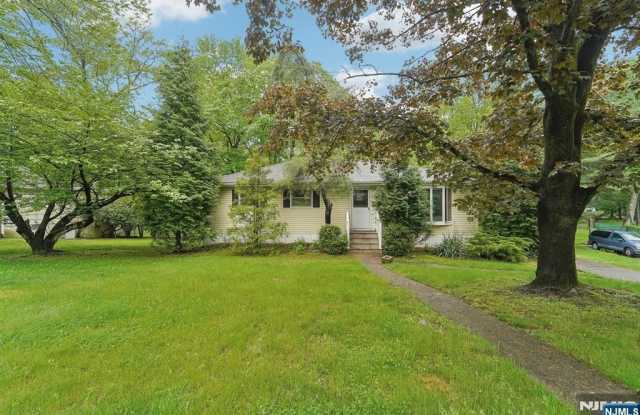 953 Franklin Turnpike photos photos