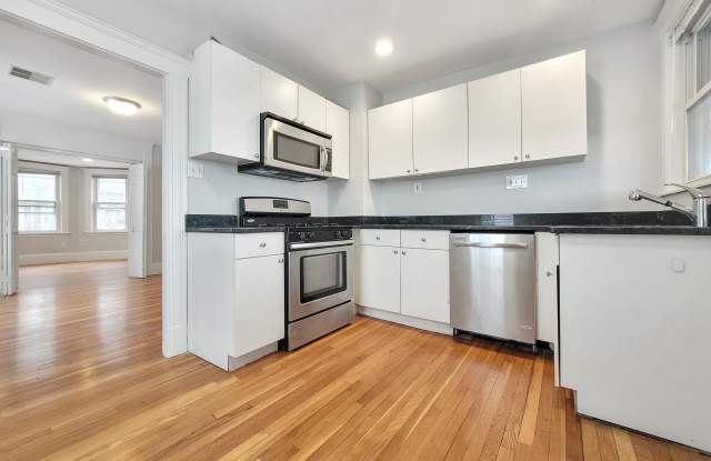 116 Gladstone Street116 Gladstone Street - 3 photos photos