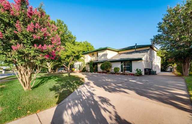 7609 Westwind Drive Gallery 2