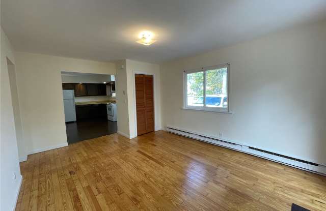 172 Sixth Gallery 3