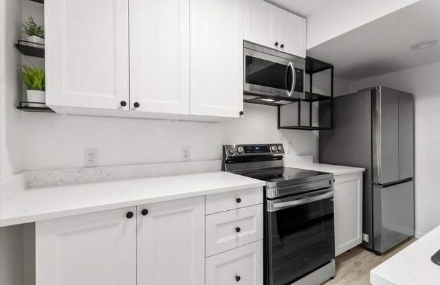 2119 Oxford Avenue photos photos