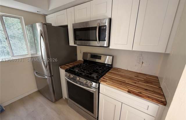 628 Pavare CT Gallery 3