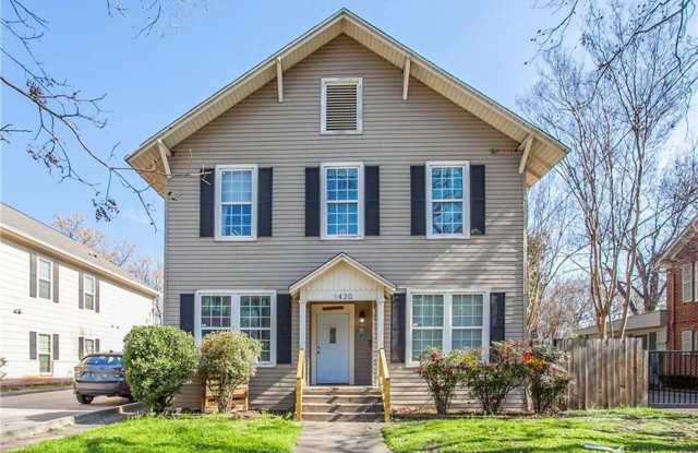 HUGE 7-Bedroom House Just Blocks from Campus! photos photos HUGE 7-Bedroom House Just Blocks from Campus! photos photos