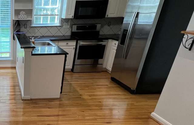 9416 Vineyard Haven Drive Gallery 2