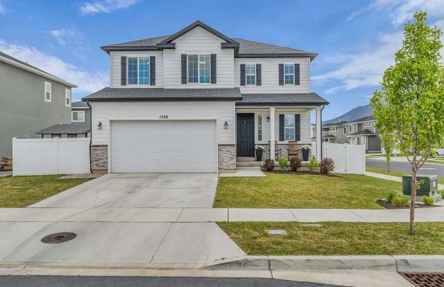 1748 North Killdeer Drive Gallery 1