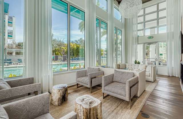 50 Paramount Gallery 2