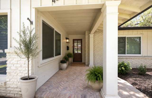 451 OAK GLEN DR Gallery 2