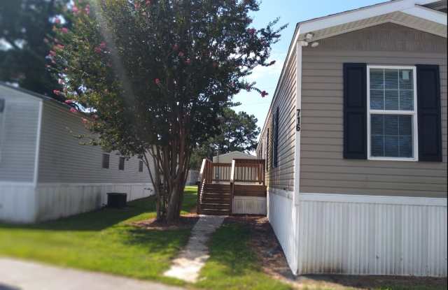 716 Grace St. - 716 Grace Street, Jacksonville, NC 28546
