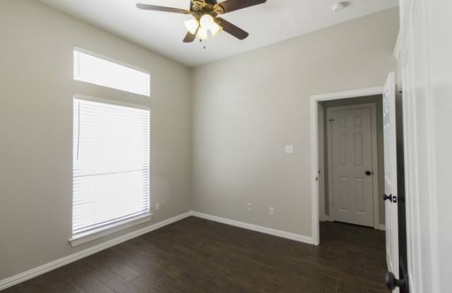 2624 Briargrove Drive Gallery 2