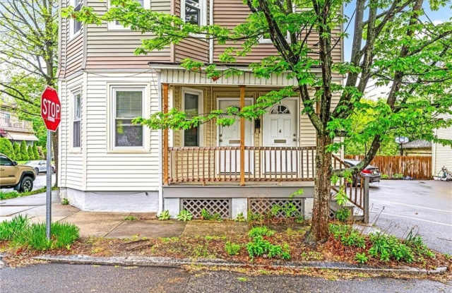 2 Poplar Street photos photos