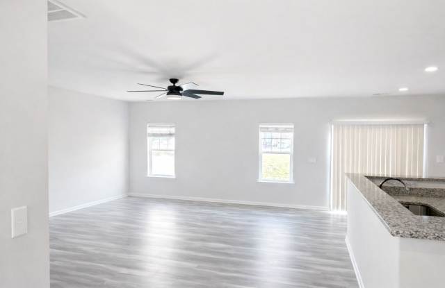 6328 Revolutionary Trail Gallery 3