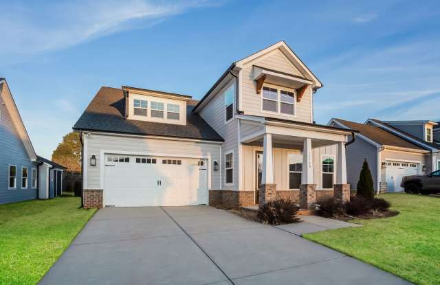 COMING SOON: 3BR/3BA w/ 2-Car Garage near Matthews Town Center photos photos