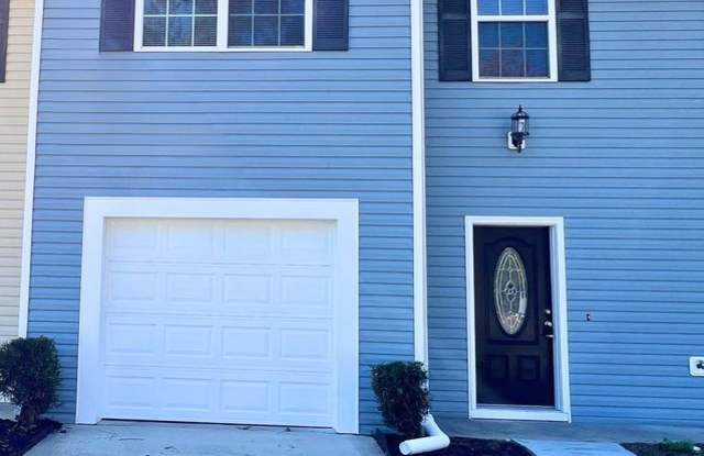 Updated 3/2 with a flex room- close to I95 - 820 Davis Avenue, Kingsland, GA 31548