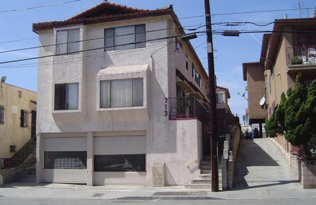 713 N Grand photos photos