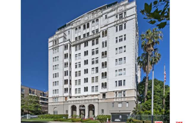 450 ROSSMORE AVE - 450 North Rossmore Avenue, Los Angeles, CA 90004