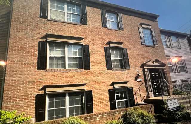 1113 HUNTMASTER Terrace NE photos photos