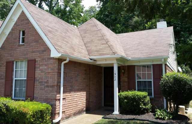 1502 Beaver Trail Dr. photos photos
