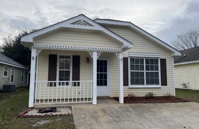 808 Crystal Wells Court South - 808 Crystal Wells Court South, Fairhope, AL 36532