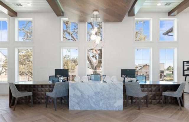 11237 N FM 620 Rd Gallery 4